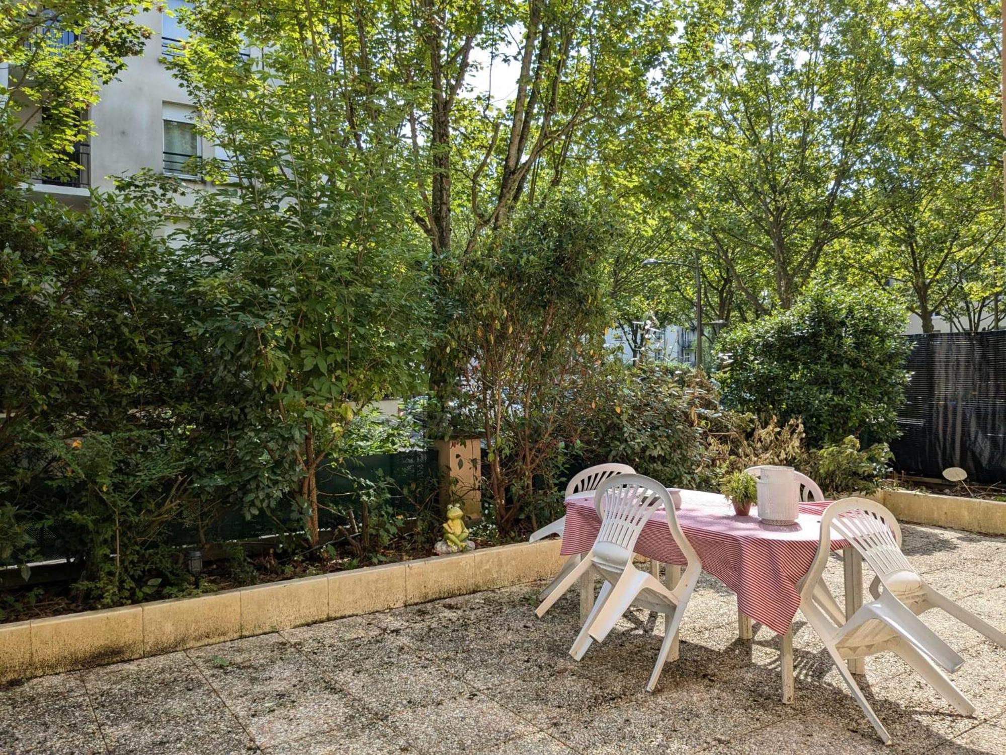 Appartement F3 Proche Disneyland Bussy-Saint-Georges Eksteriør bilde